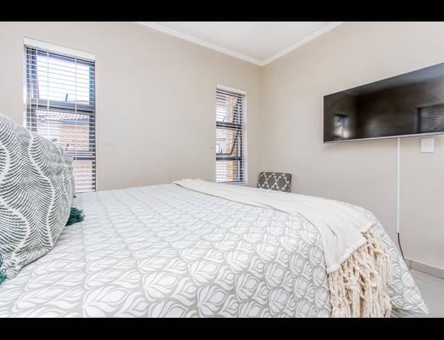 4 BEDROOM CLUSTER FOR SALE IN CRAIGAVON